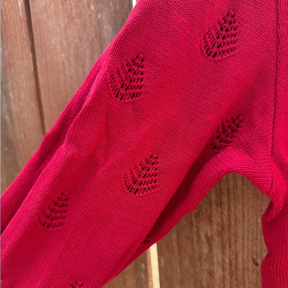 Vintage Geiger Red Knit Sweater with Floral Buttons Women’s Size Medium - Picture 5 of 7